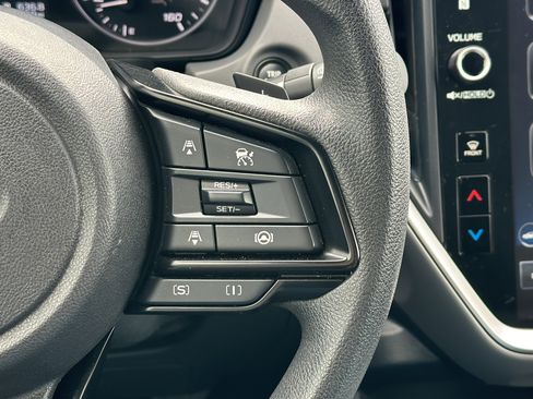 Certified 2025 Subaru Crosstrek 2.0i Premium image 12