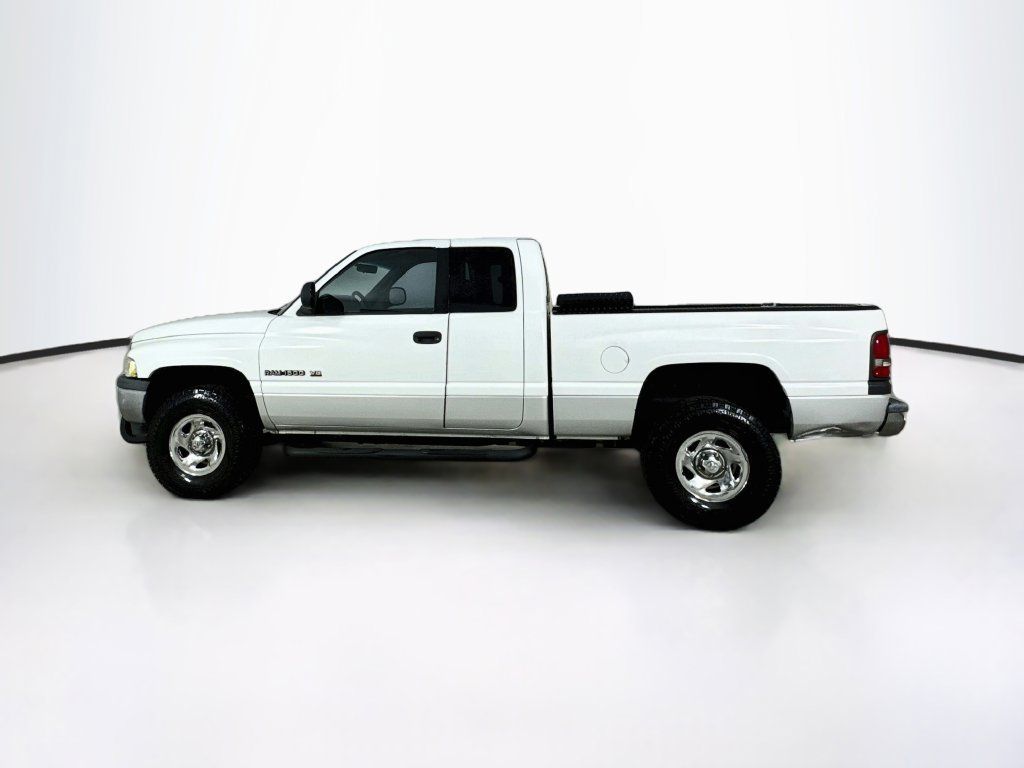 Used 2001 Dodge Ram 1500 Truck 2WD Quad Cab image 4