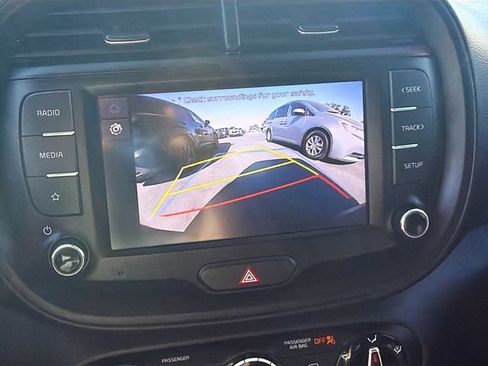 Used 2024 Kia Soul LX w/ Option Group 015 FWD image 13