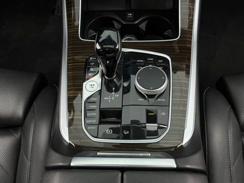 Used 2023 BMW X5 xDrive45e image 30