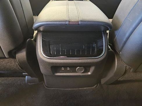 Certified 2025 Nissan Armada Platinum Reserve AWD/4WD image 23