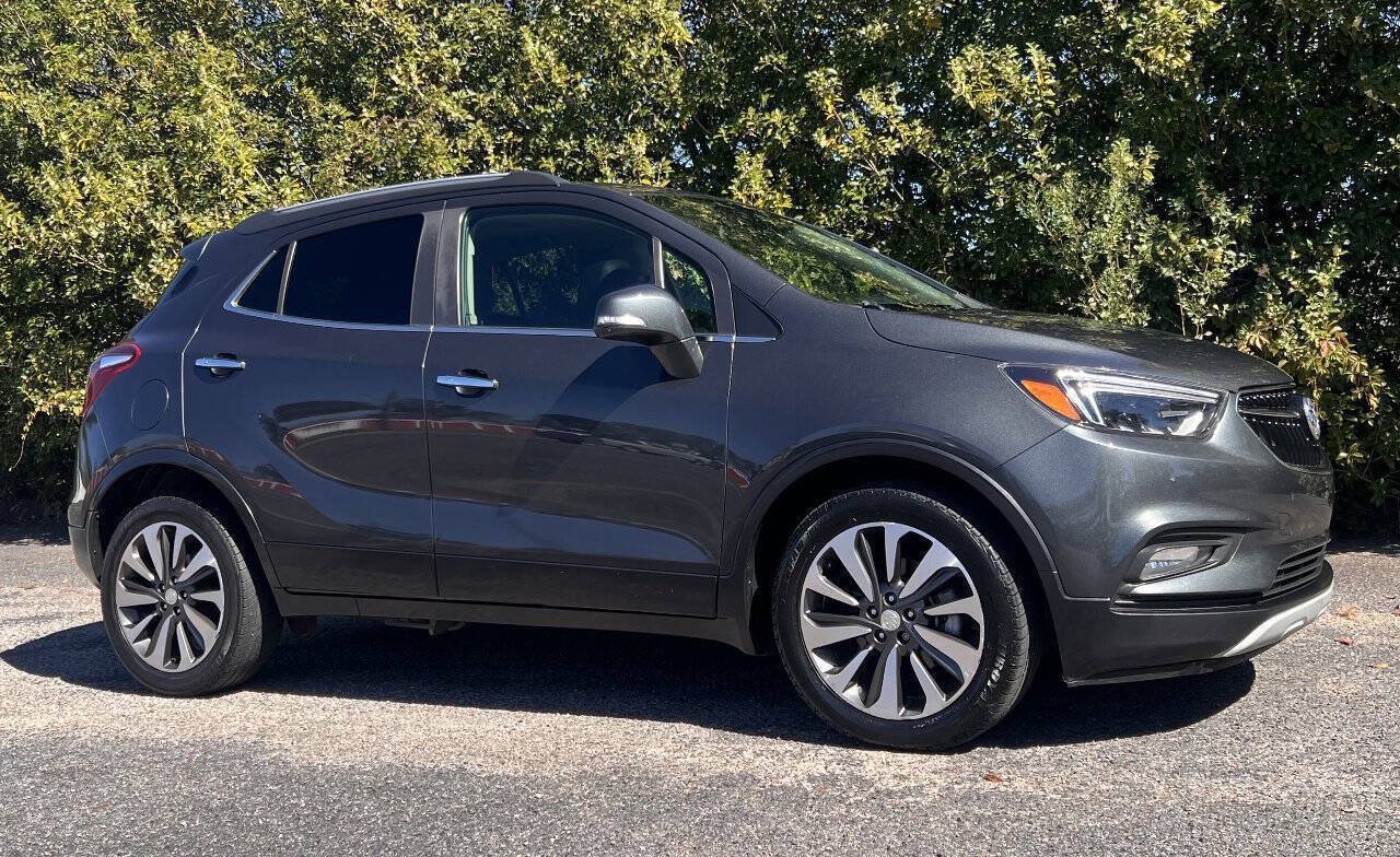 Used 2018 Buick Encore Essence FWD image 10