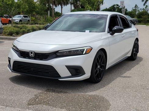Used 2024 Honda Civic Sport image 3