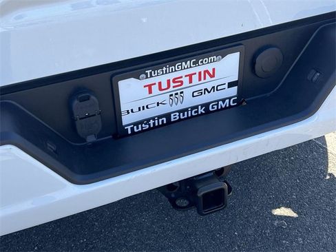 New 2026 GMC Sierra 1500 Elevation w/ LPO, Elevation Black Package image 29