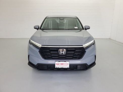 Used 2025 Honda CR-V LX image 3