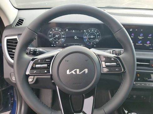 New 2026 Kia Seltos EX w/ EX Sunroof Package FWD image 11