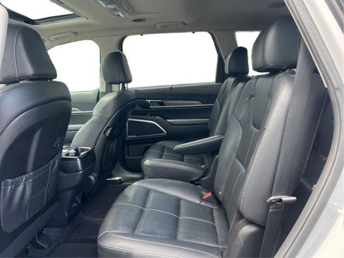 Used 2021 Kia Telluride EX w/ EX Premium Package AWD/4WD image 12