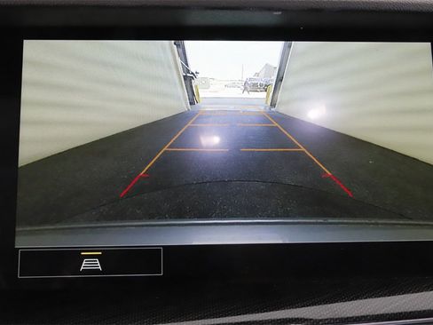 Used 2023 Buick Envision Essence image 24