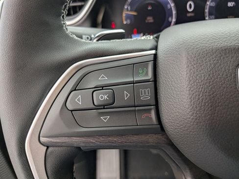 New 2025 Jeep Grand Cherokee L Limited image 11