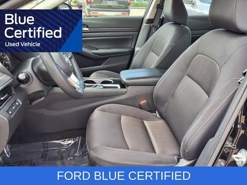 Used 2024 Nissan Altima 2.5 SV FWD image 24