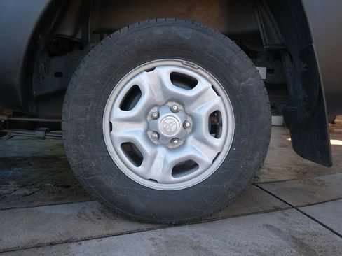 Used 2013 Toyota Tacoma 2WD Double Cab w/ Convenience Pkg image 31