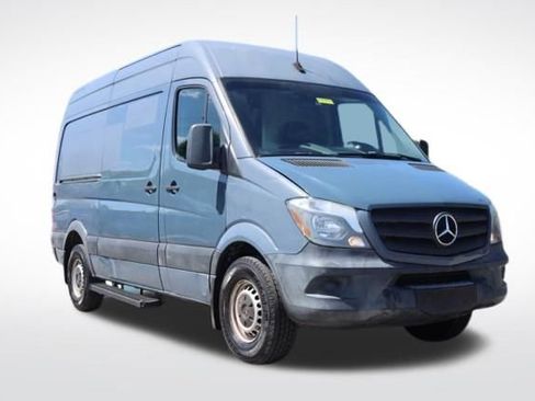 Used 2018 Mercedes-Benz Sprinter 2500 image 1