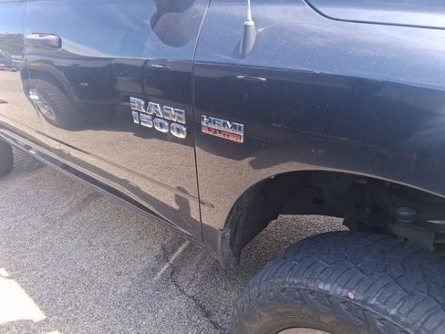Used 2015 RAM 1500 Express AWD/4WD image 5