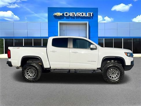 Used 2022 Chevrolet Colorado ZR2 image 2