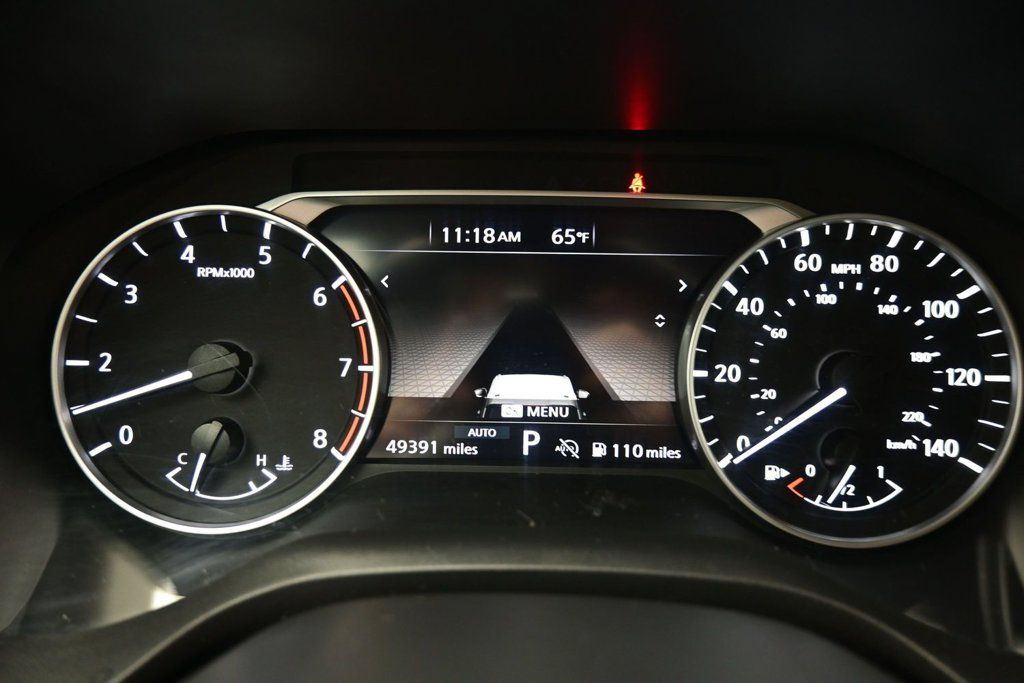 Used 2025 Nissan Rogue SV AWD/4WD image 9