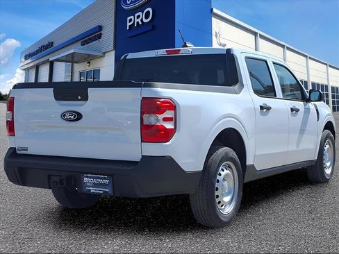 New 2025 Ford Maverick XL FWD image 2