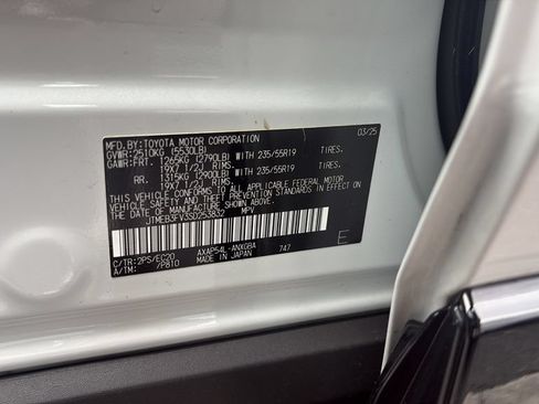 Used 2025 Toyota RAV4 XSE AWD/4WD image 24