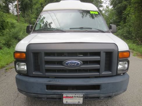 Used 2013 Ford E-250 and Econoline 250 Extended w/ PWR Group RWD image 3
