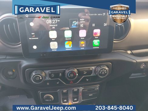 Used 2019 Jeep Wrangler Sport image 12