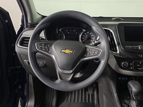 Used 2023 Chevrolet Equinox LS w/ LS Convenience Package image 10