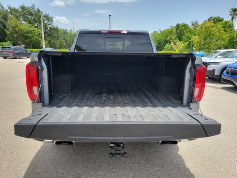 Used 2021 GMC Sierra 1500 SLT w/ SLT Premium Plus Package AWD/4WD image 10