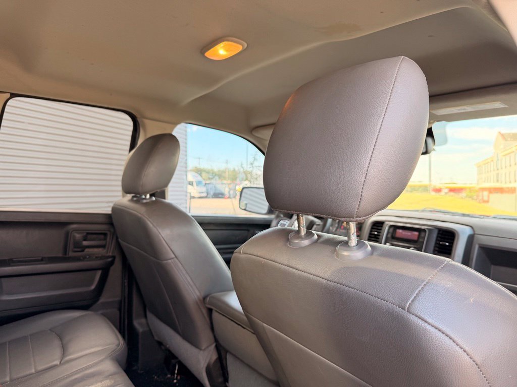 Used 2018 RAM 1500 Express AWD/4WD image 13