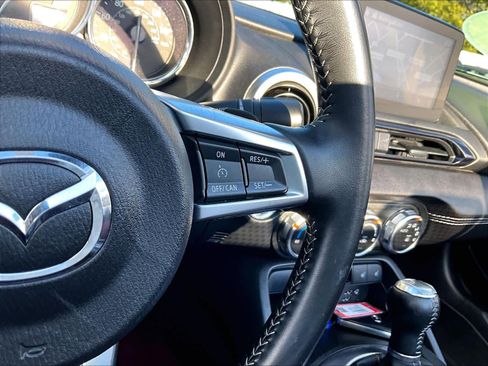 Used 2020 MAZDA MX-5 Miata 100th Anniversary image 22