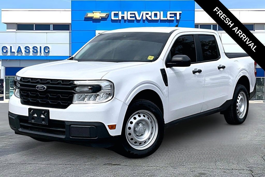 Used 2023 Ford Maverick XL w/ Equipment Group 100A Standard AWD/4WD image 2