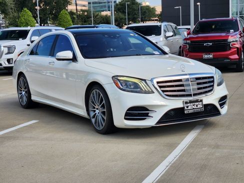 Used 2018 Mercedes-Benz S 450 Sedan image 3