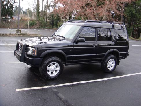 Used 2004 Land Rover Discovery S AWD/4WD image 1