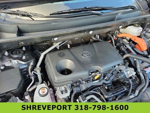 Used 2024 Toyota RAV4 XLE Premium AWD/4WD image 31