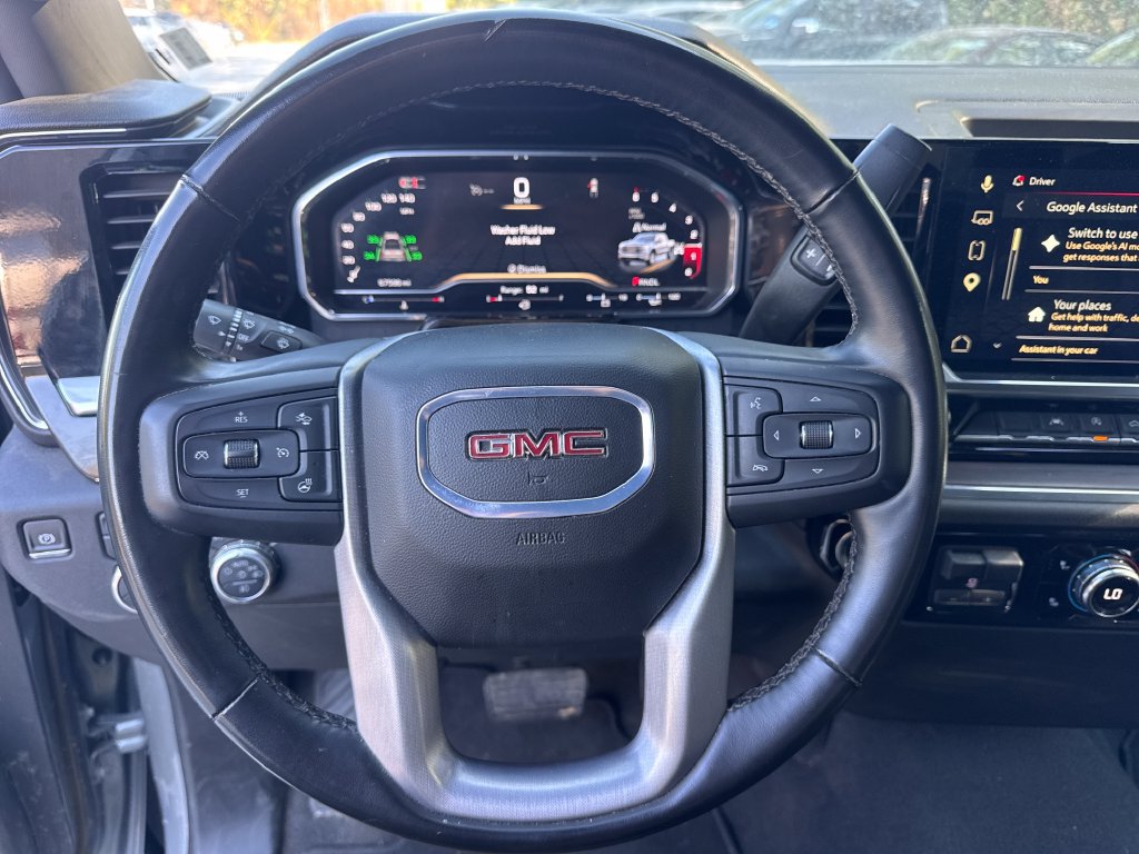 Used 2025 GMC Sierra 1500 SLT AWD/4WD image 17