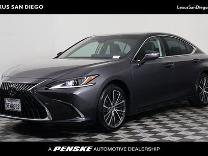 Certified 2023 Lexus ES 350 w/ Premium Package