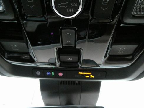 New 2026 Chevrolet Suburban High Country image 37