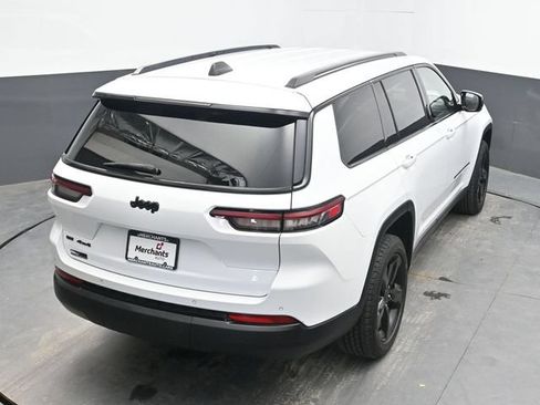 Used 2021 Jeep Grand Cherokee L Laredo AWD/4WD image 42