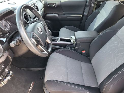 Used 2023 Toyota Tacoma 4x4 Double Cab image 14