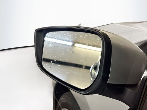 Used 2024 Nissan Leaf S FWD image 16