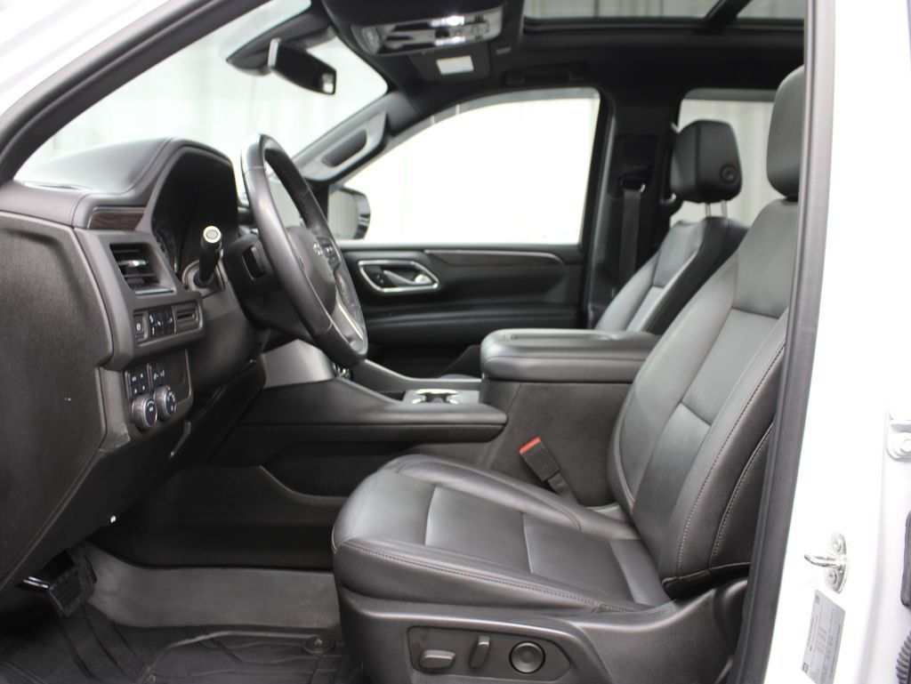 Used 2021 Chevrolet Suburban Z71 AWD/4WD image 15