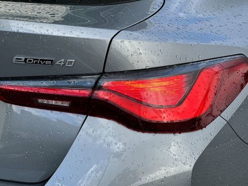 Used 2023 BMW i4 eDrive40 w/ Premium Package image 33