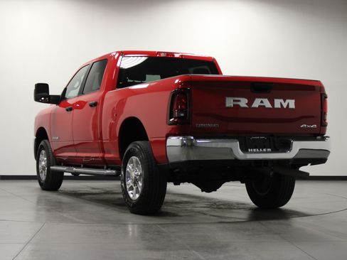Used 2026 RAM 2500 Big Horn AWD/4WD image 6