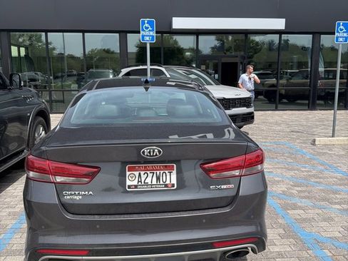 Used 2016 Kia Optima SX w/ Technology Package FWD image 11