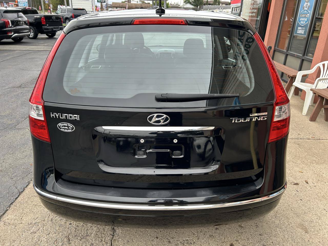 Used 2012 Hyundai Elantra GLS FWD image 5