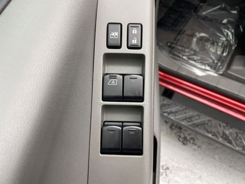 Used 2020 Nissan Frontier SV image 20