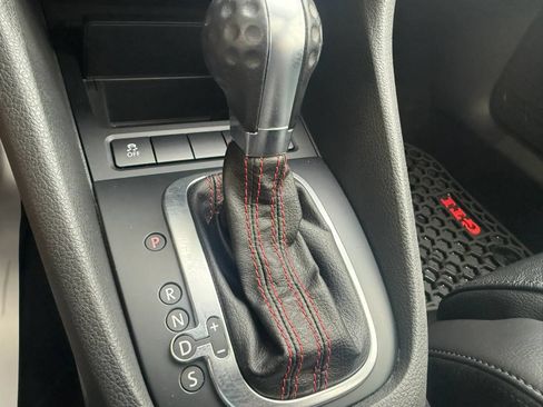 Used 2013 Volkswagen GTI Driver's Edition FWD image 17