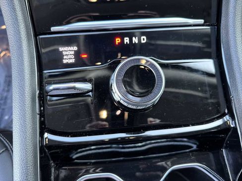 Used 2023 Jeep Grand Cherokee L Limited w/ Black Appearance Package image 32