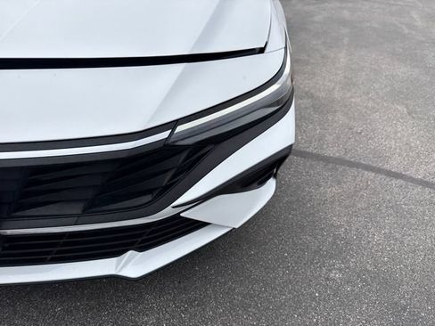 Certified 2025 Hyundai Elantra Sport FWD image 37