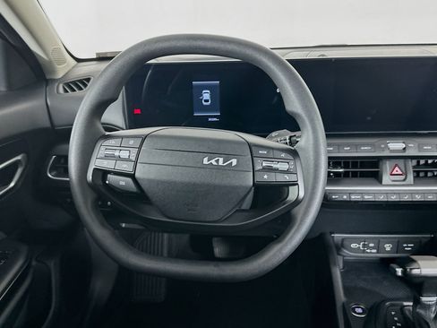 Used 2025 Kia K4 FWD image 18