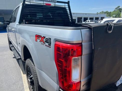 Used 2019 Ford F350 Lariat AWD/4WD image 4