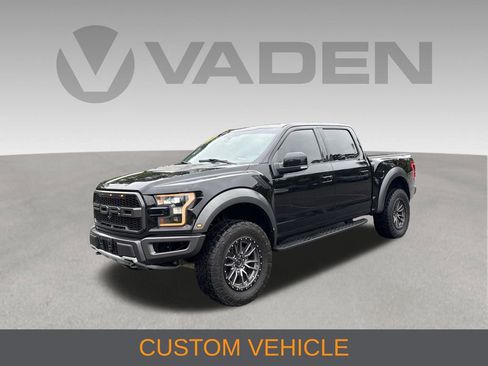 Used 2018 Ford F150 Raptor w/ Equipment Group 802A Luxury AWD/4WD image 4