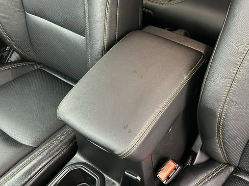 Used 2024 Jeep Wrangler Unlimited image 25